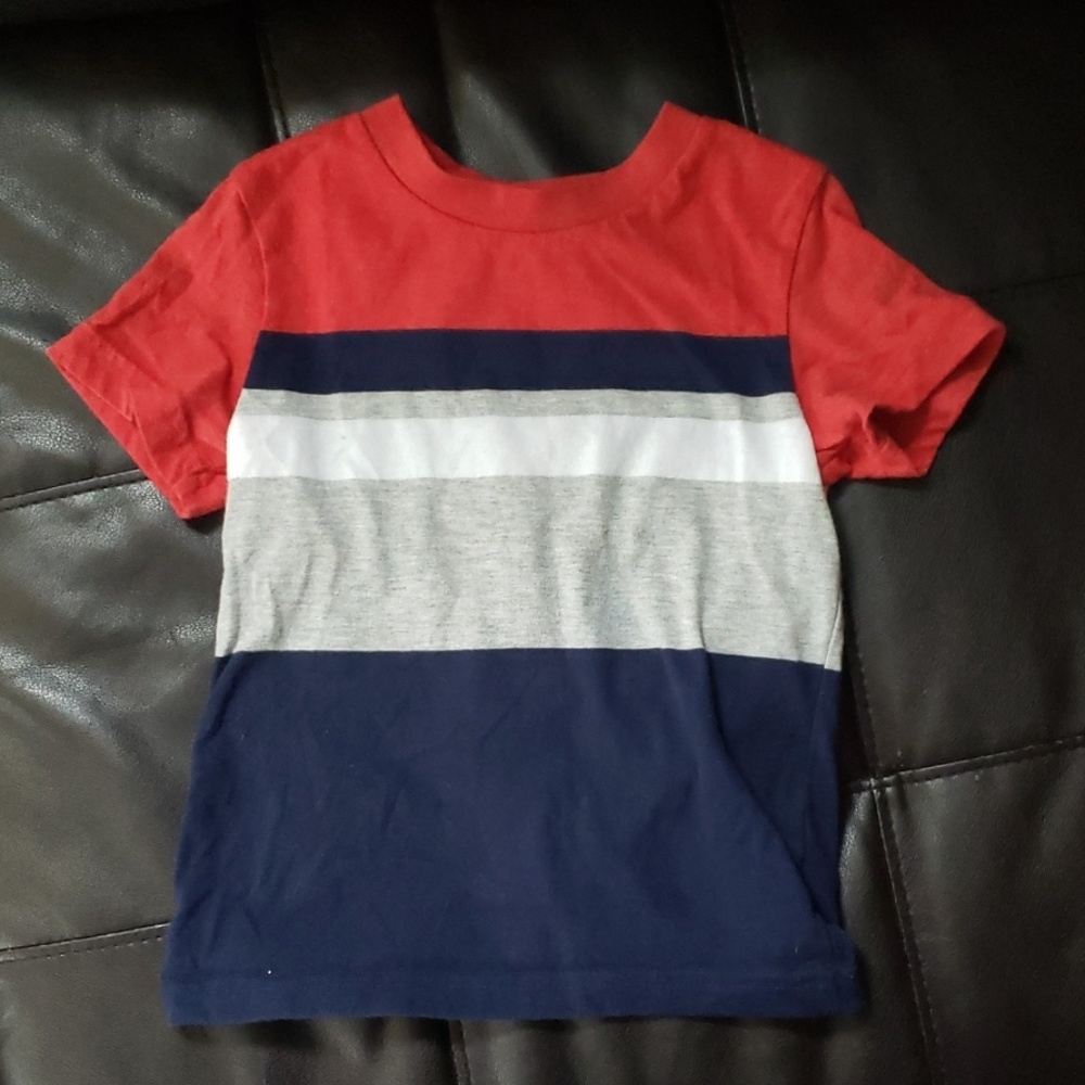 4/$20 Oshkosh | Sweatshirt - Picture 3 of 3